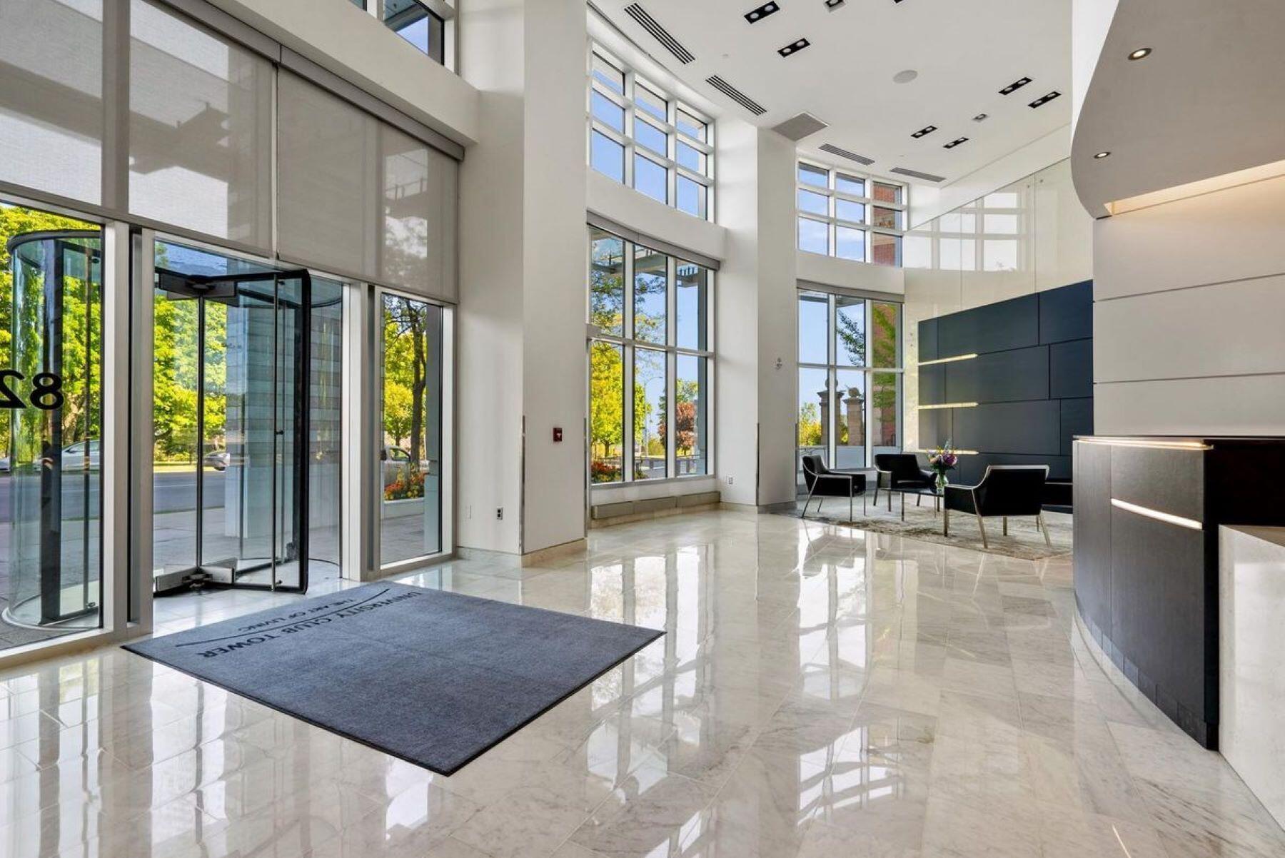 825 North Prospect Avenue, Unit 1801 Milwaukee, WI 53202 - Photo 27 of 31 Lobby