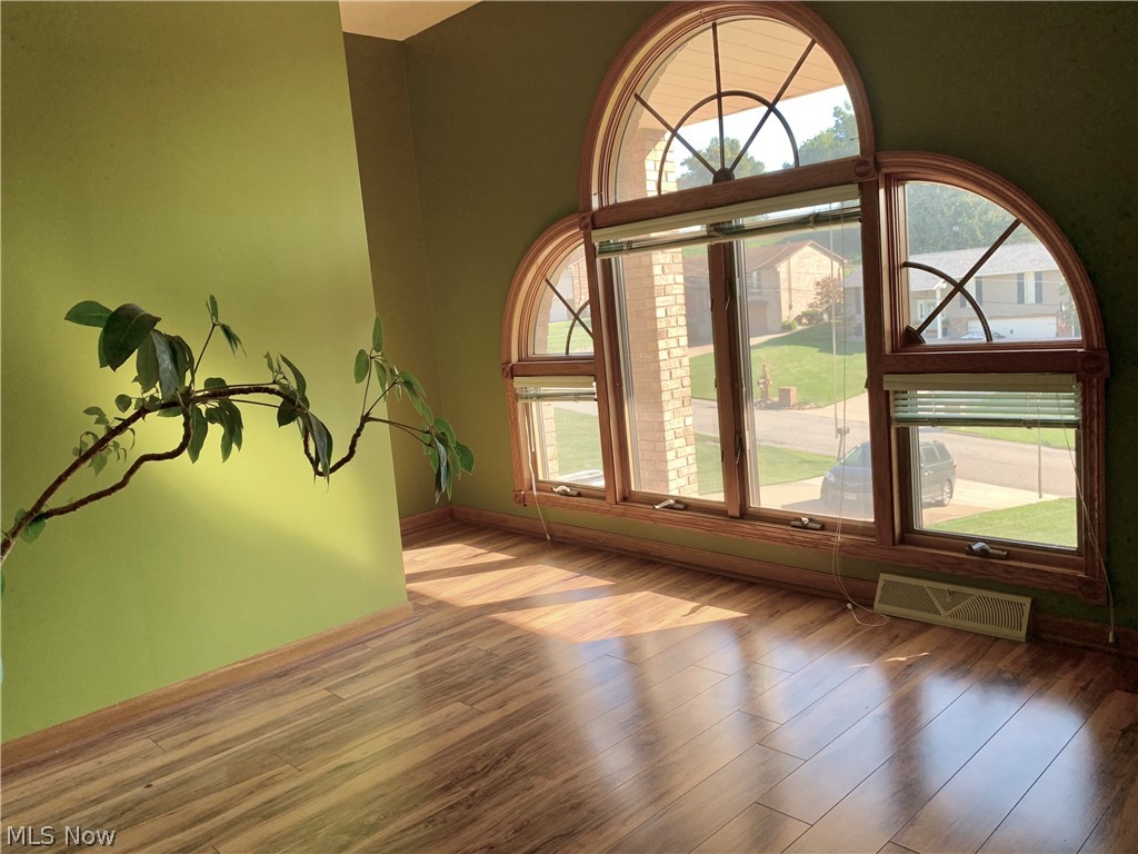 324 Bryden Road Steubenville, OH 43953 - Photo 19 of 35 Gallery Image 19