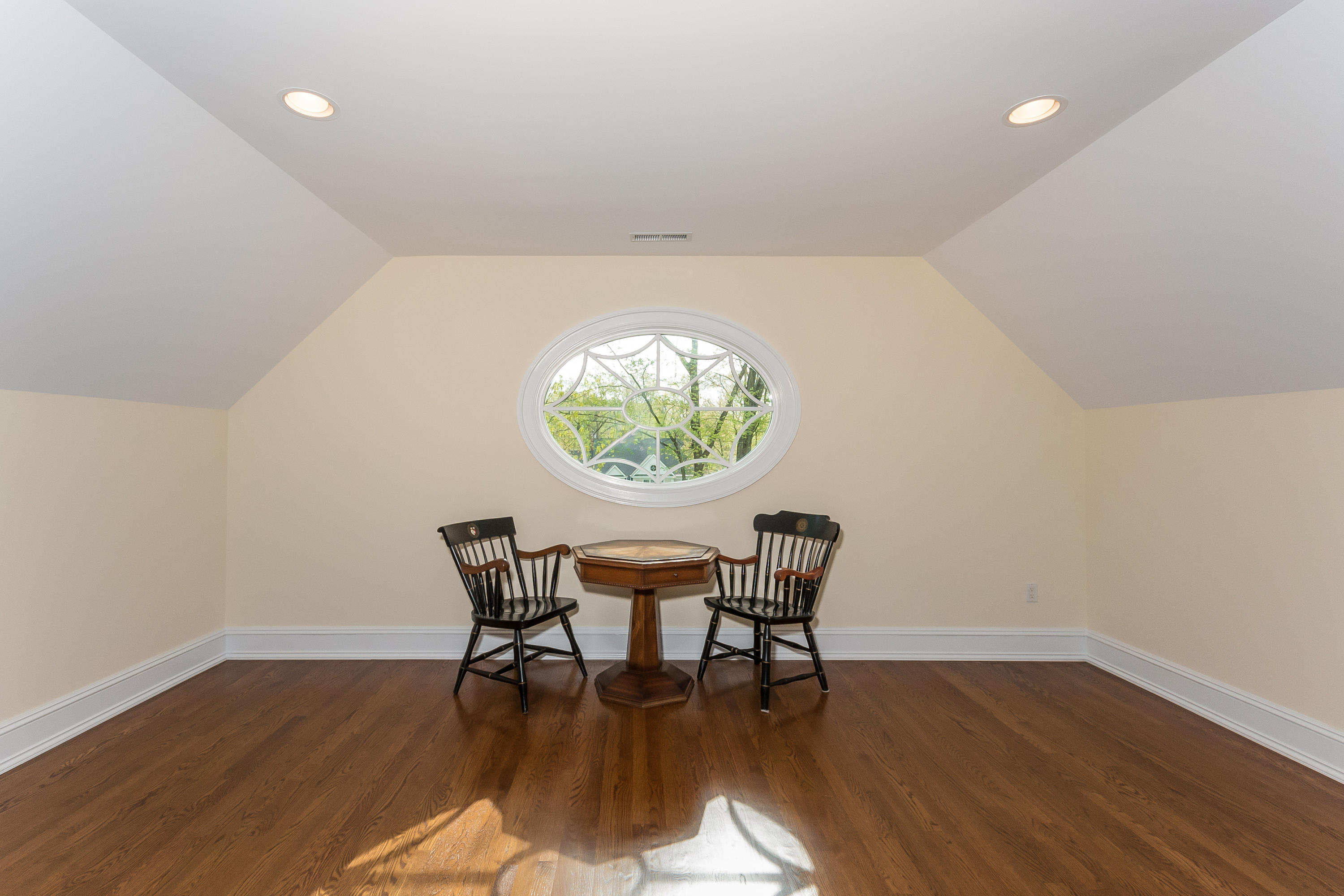 43 Stony Brook Road Darien, CT 06820 - Photo 30 of 46 a dining room with furniture and window