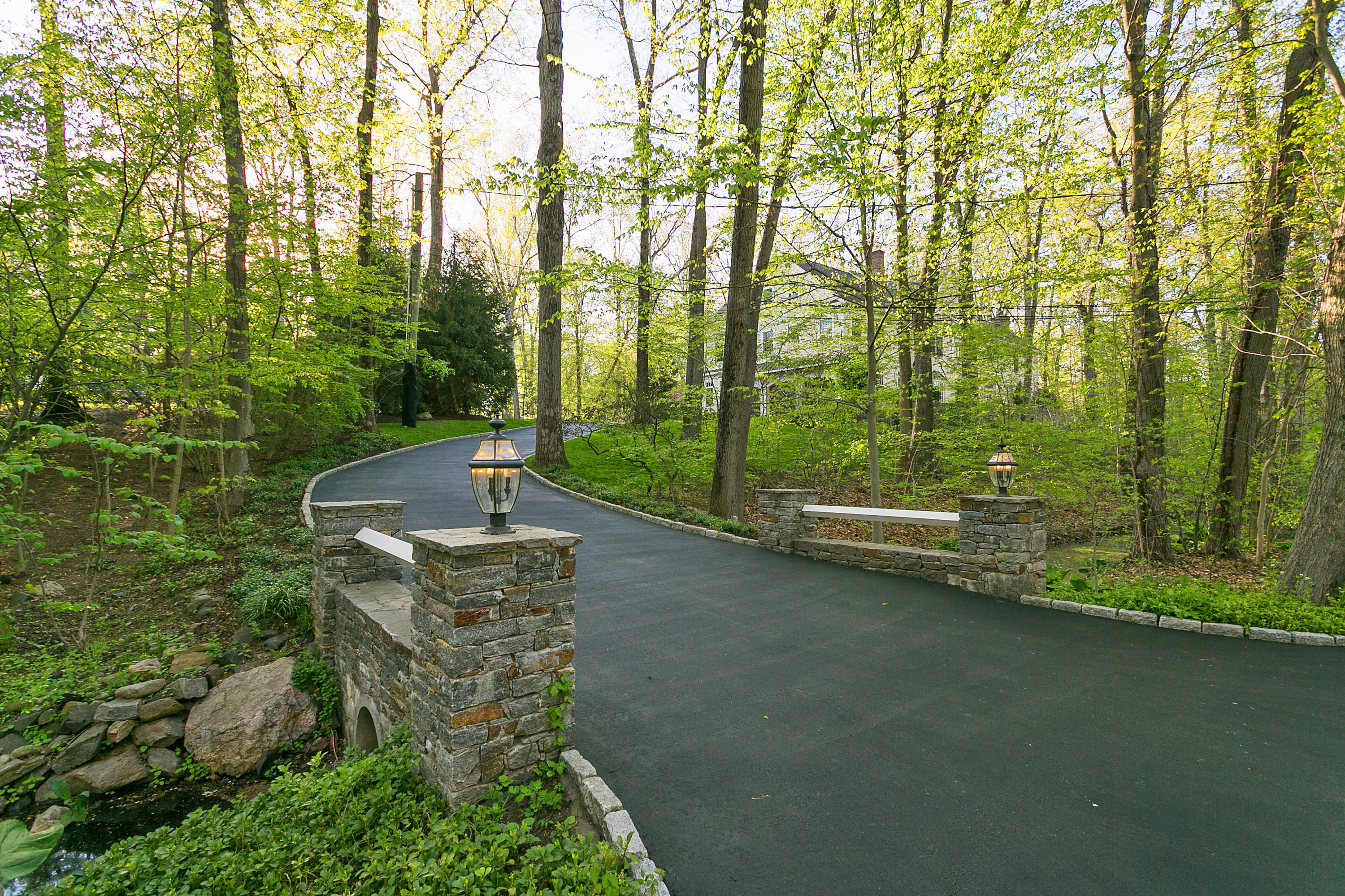 43 Stony Brook Road Darien, CT 06820 - Photo 42 of 46 a view of outdoor space and garden