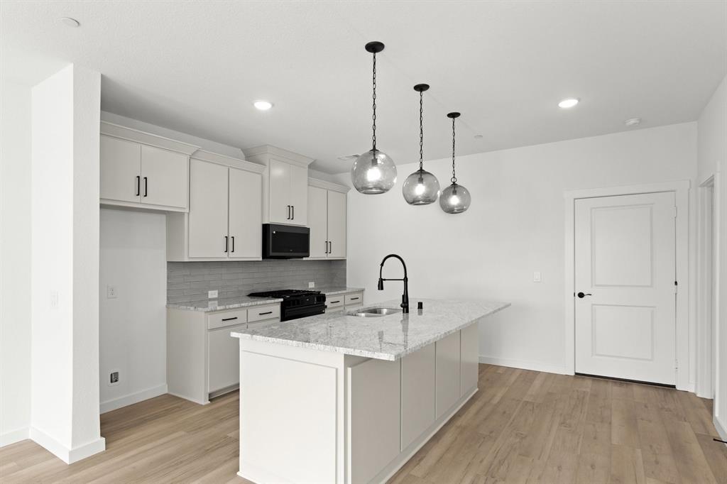 2040 Aldrich Road Celina, TX 75009 - Photo 14 of 40 012-2040AldrichRoad-Celina-TX-75009-Kitchen.jpg-SMALL