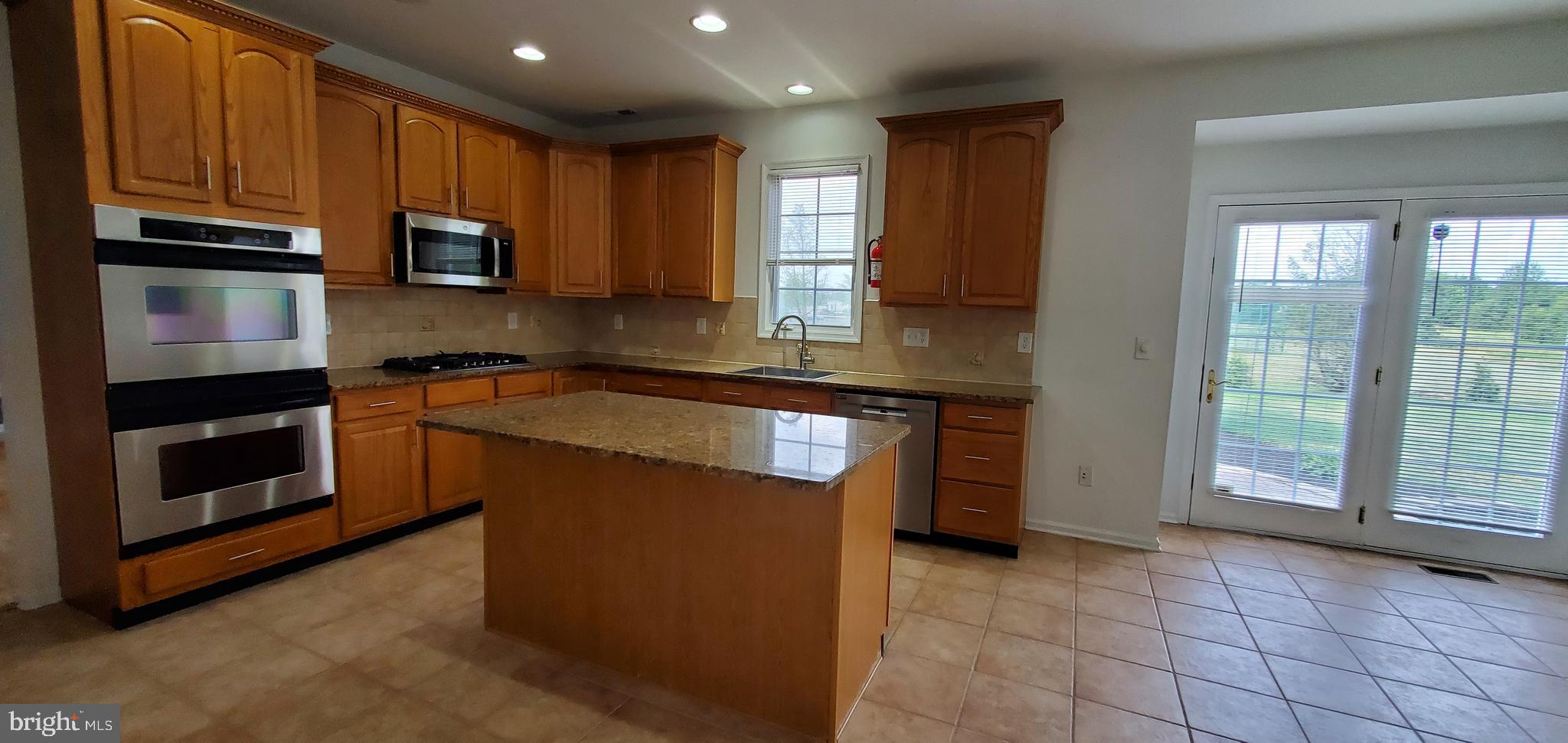 31 Augusta Drive Westampton, NJ 08060 - Photo 10 of 40