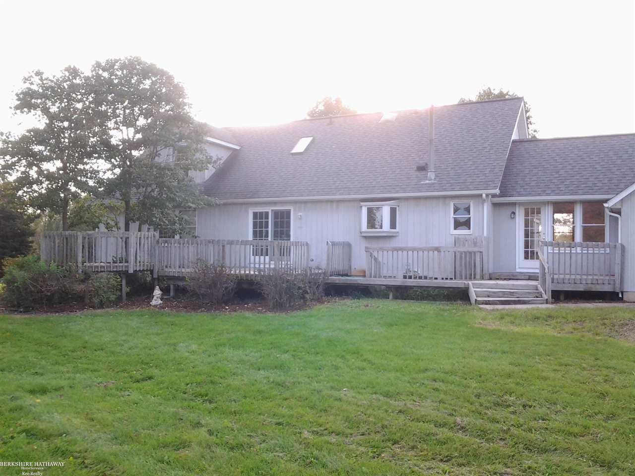 148 Holmes Road Allenton, MI 48002 - Photo 4 of 9