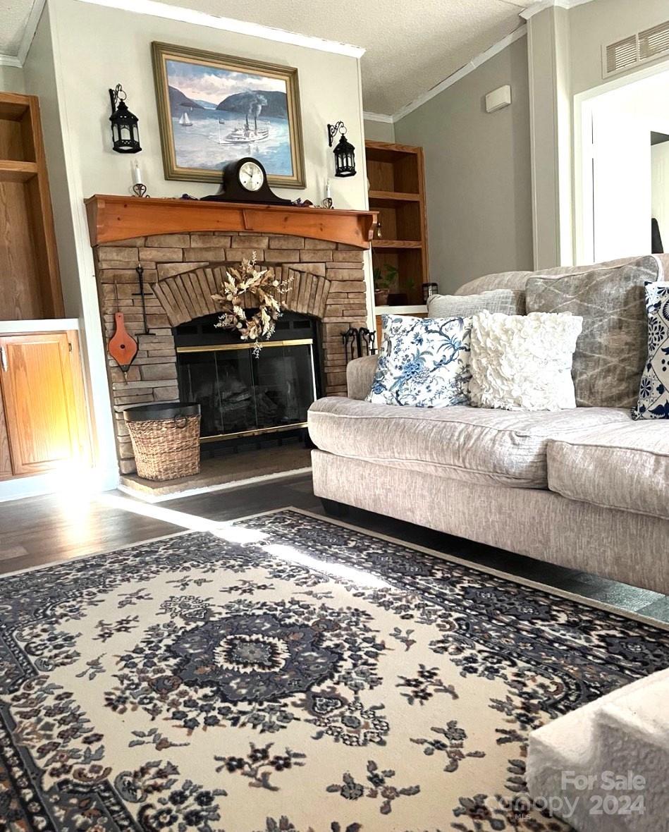 3348 Falling Creek Road Hickory, NC 28601 - Photo 3 of 19 Gallery Image 3