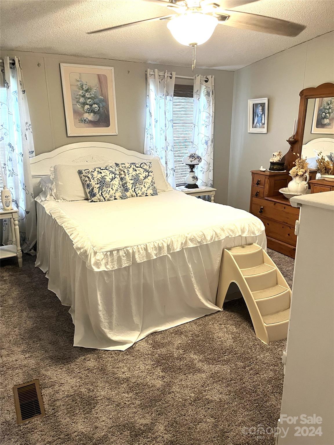 3348 Falling Creek Road Hickory, NC 28601 - Photo 9 of 19 Gallery Image 9