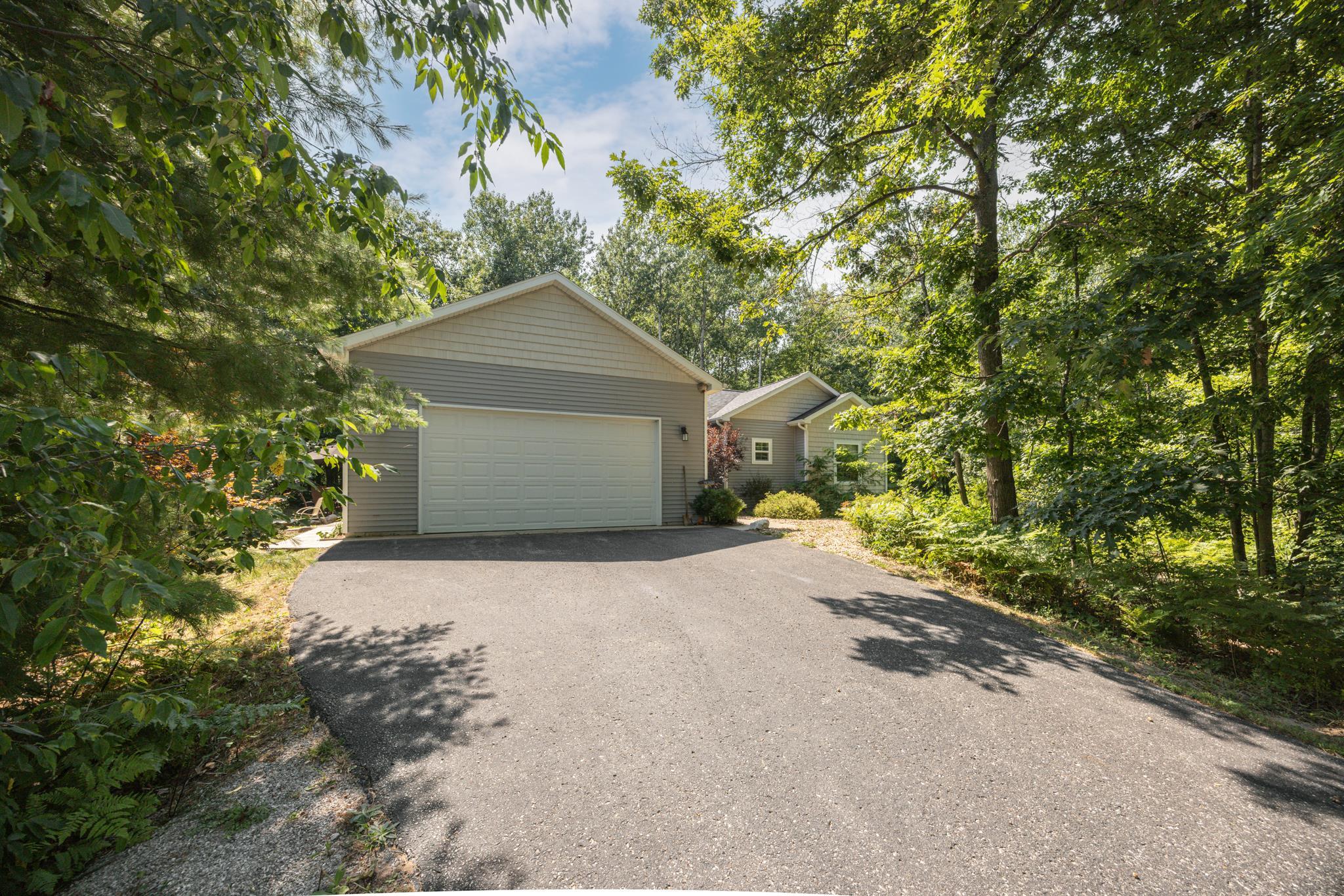 1854 Round Lake Road Interlochen, MI 49643 - Photo 3 of 56 Gallery Image 3