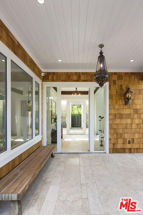 23812 Malibu Road Malibu, CA 90265 - Photo 9 of 44