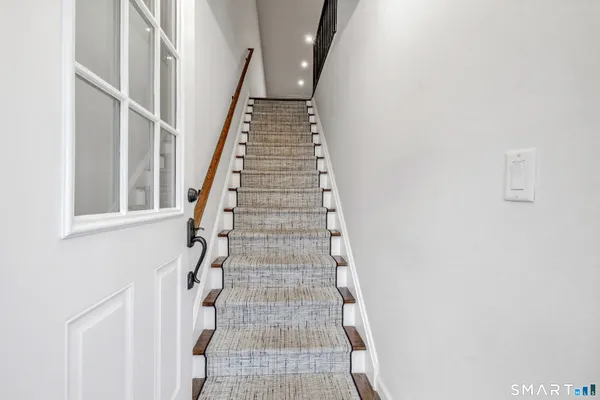 $4,200 | 245 Unquowa Road, Unit 2, Fairfield, CT 06824