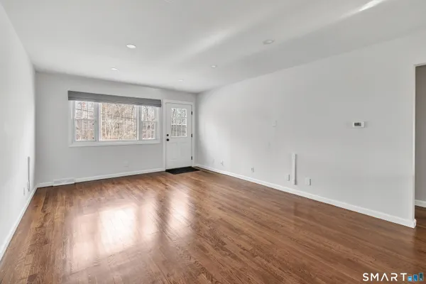 $4,200 | 245 Unquowa Road, Unit 2, Fairfield, CT 06824