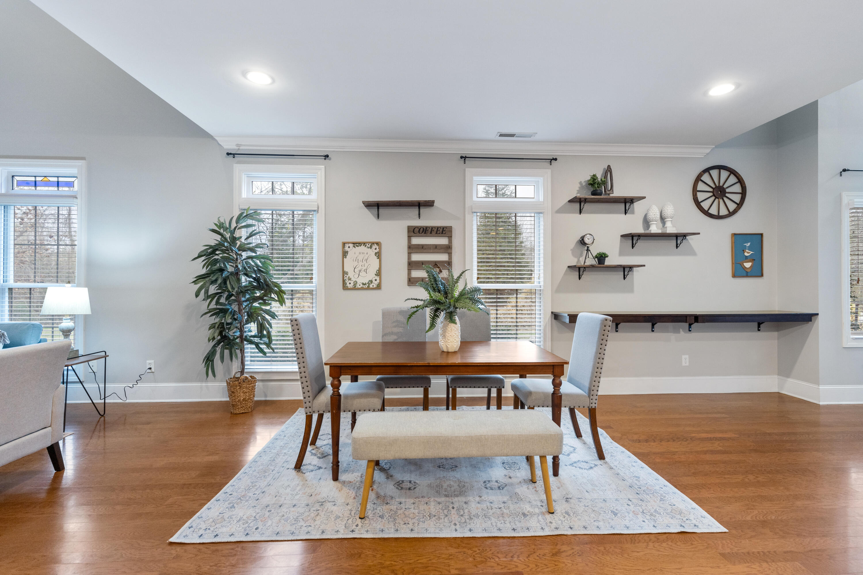 2312 Rivendell Lane Chattanooga, TN 37421 - Photo 11 of 44 NATURAL LIGHT