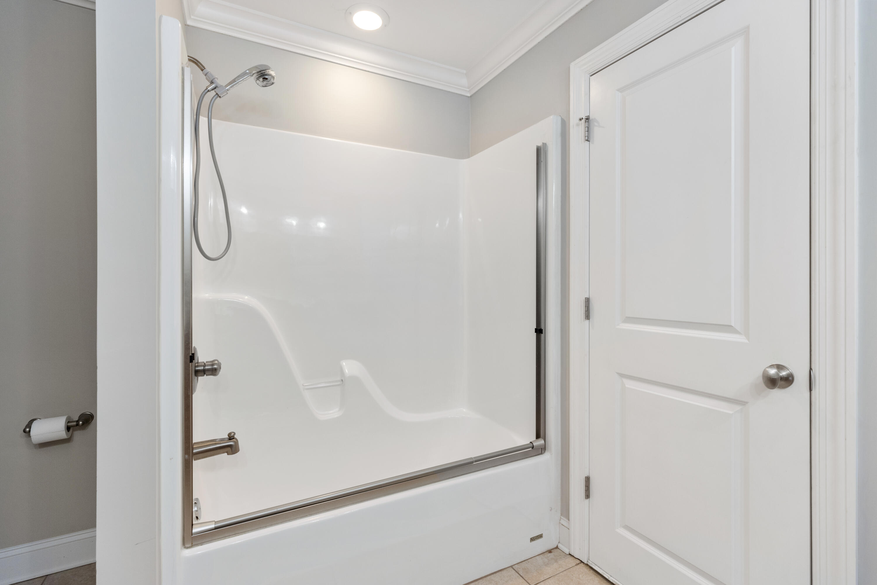 2312 Rivendell Lane Chattanooga, TN 37421 - Photo 35 of 44 UPSTAIRS FULL BATH