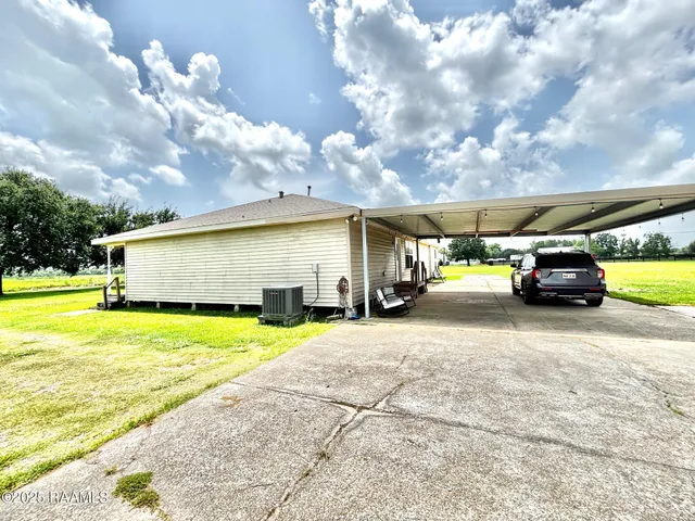 $225,000 | 2811 Charlene Highway, Eunice, LA 70535