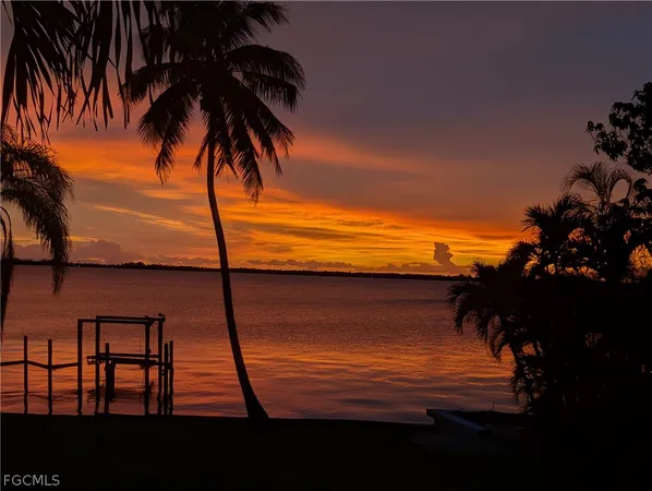 $20,000 | 2878 Valencia Way, Fort Myers, FL 33901