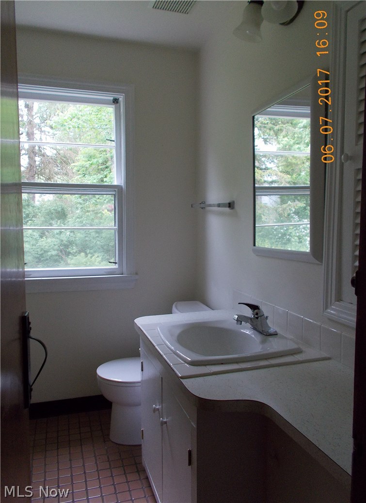 117 Fairview Road Chagrin Falls, OH 44022 - Photo 14 of 16