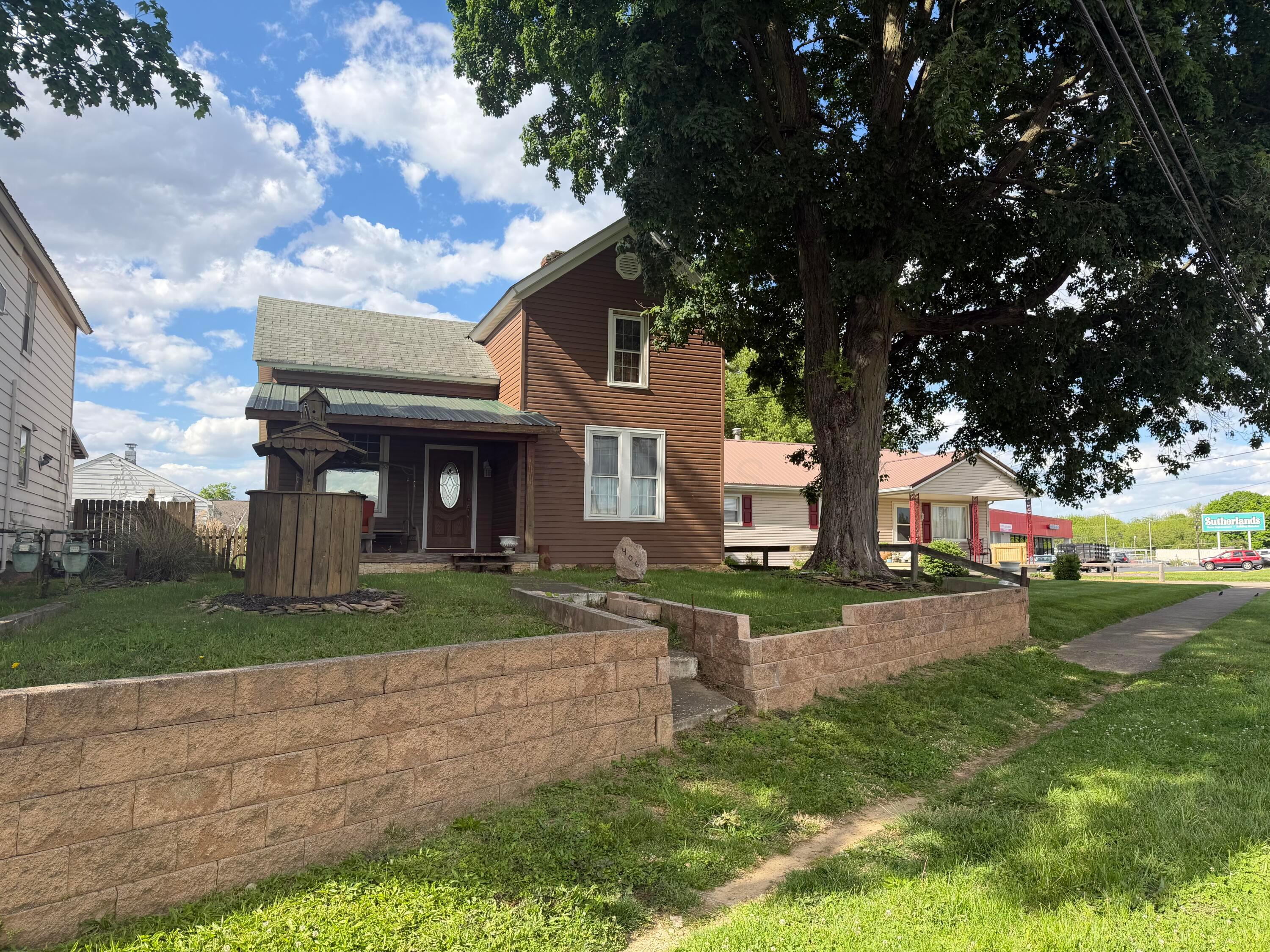 406 Lancaster Pike Circleville, OH 43113 - Photo 1 of 7 IMG_1624