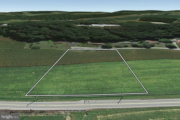 a view of a tennis court