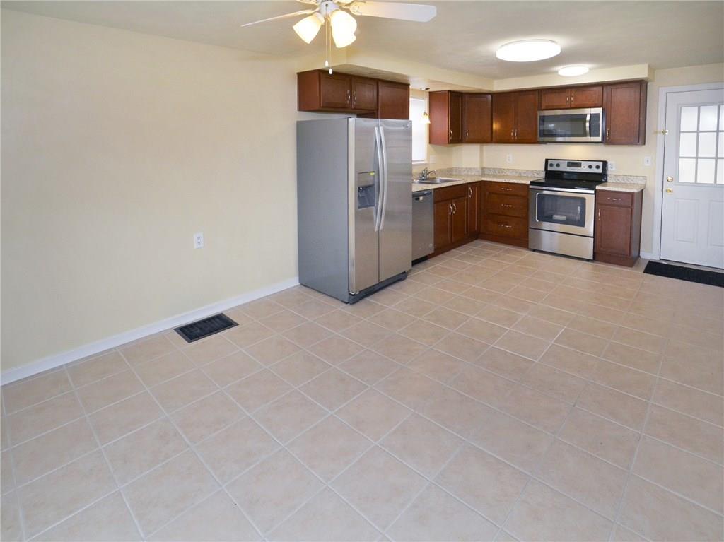 476 Hamil Road Penn Hills, PA 15147 - Photo 5 of 22 Gallery Image 5