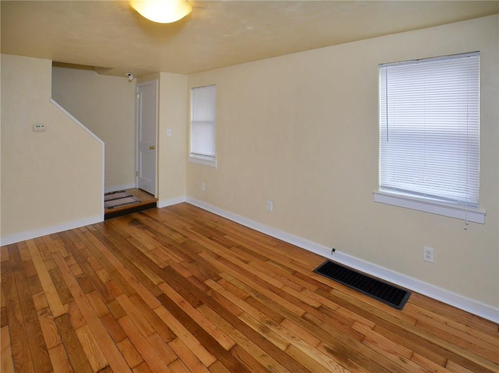 476 Hamil Road Penn Hills, PA 15147 - Photo 10 of 22 Gallery Image 10