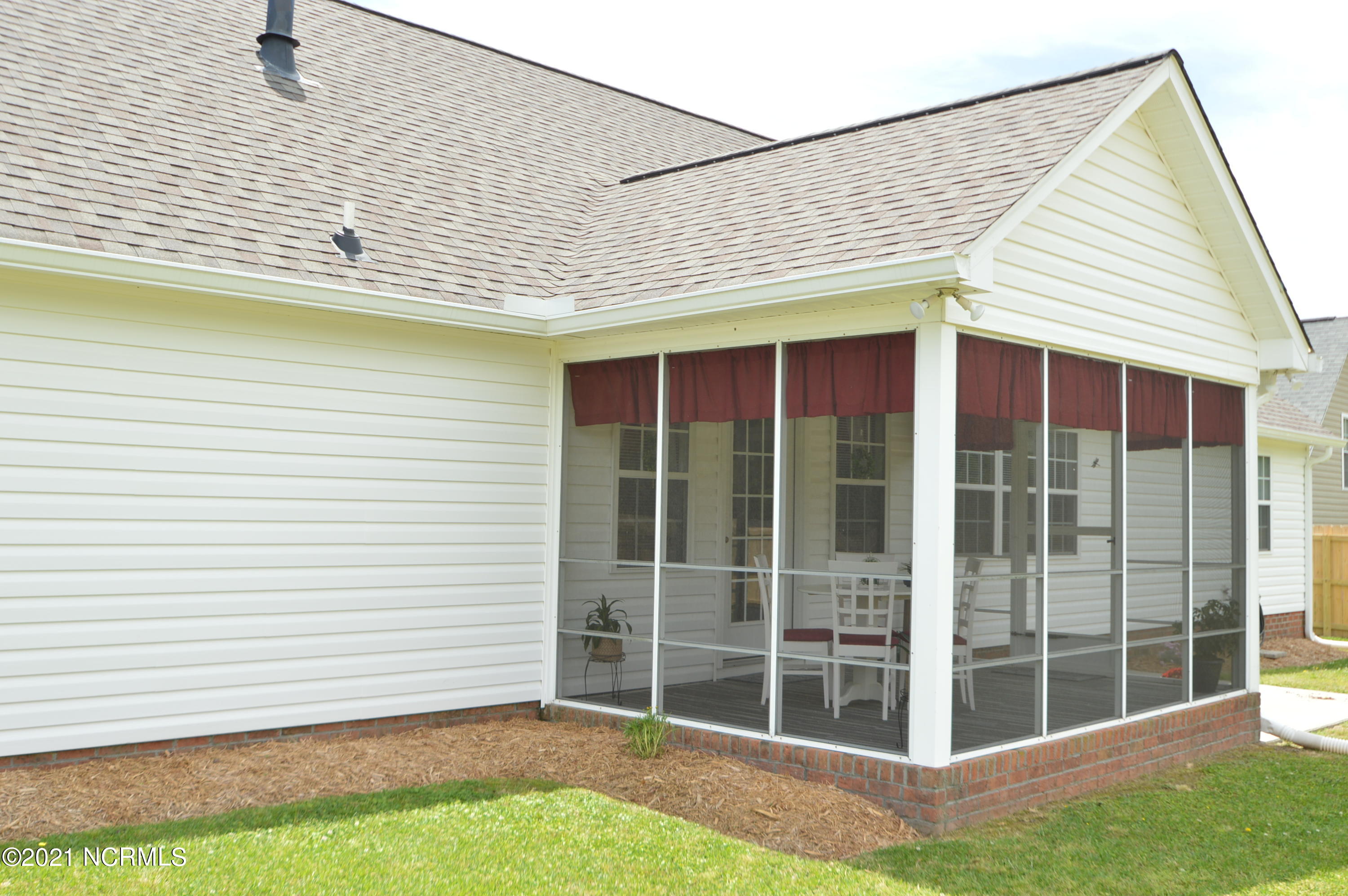 314 Conner Grant Road New Bern, NC 28562 - Photo 13 of 42 DSC_1666