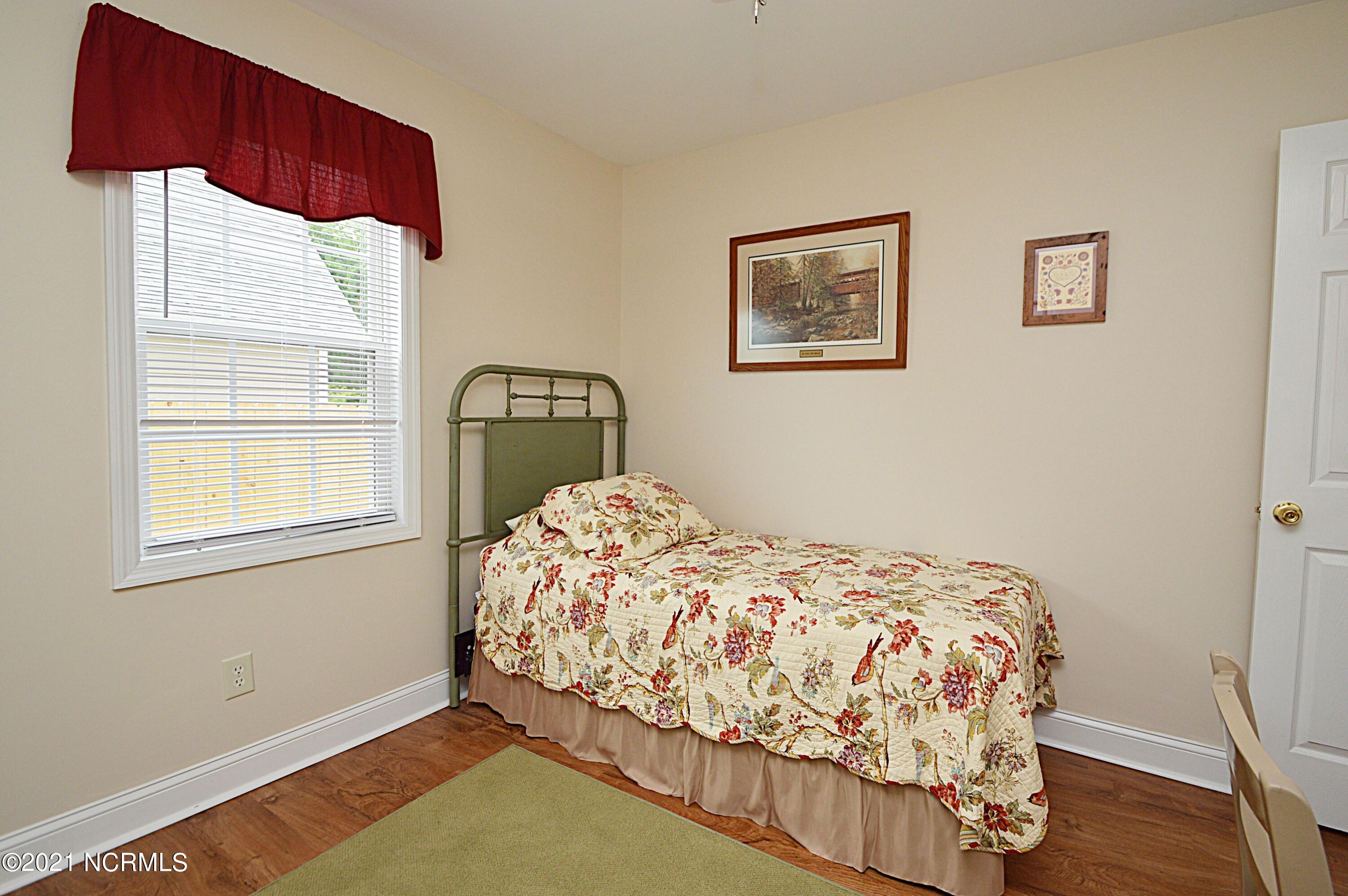 314 Conner Grant Road New Bern, NC 28562 - Photo 36 of 42 DSC_1698