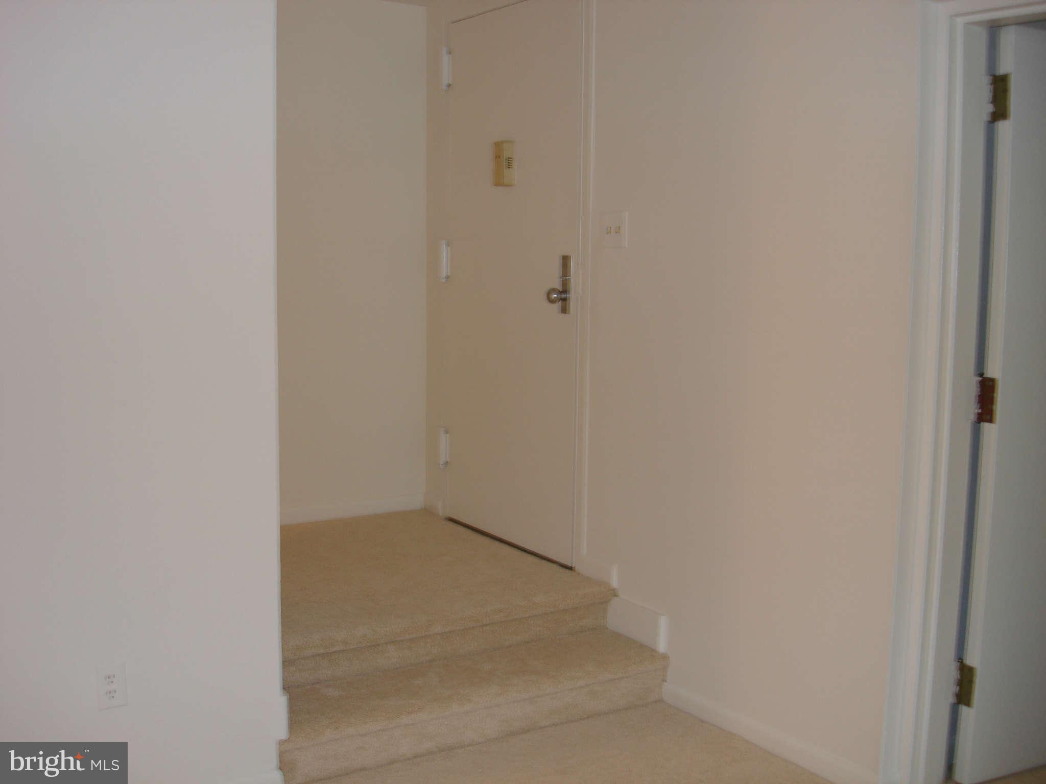 11204 Chestnut Grove Square, Unit 207 Reston, VA 20190 - Photo 12 of 30 Interior General