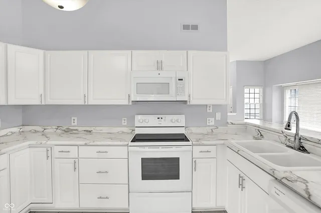 $249,900 | 8852 Lahr Court, Indianapolis, IN 46256