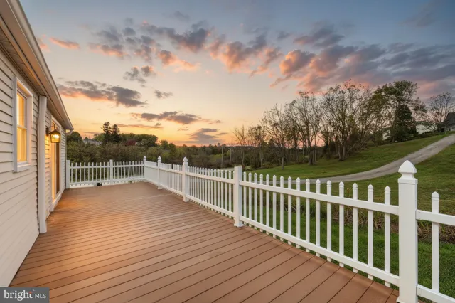 a view of a sign board