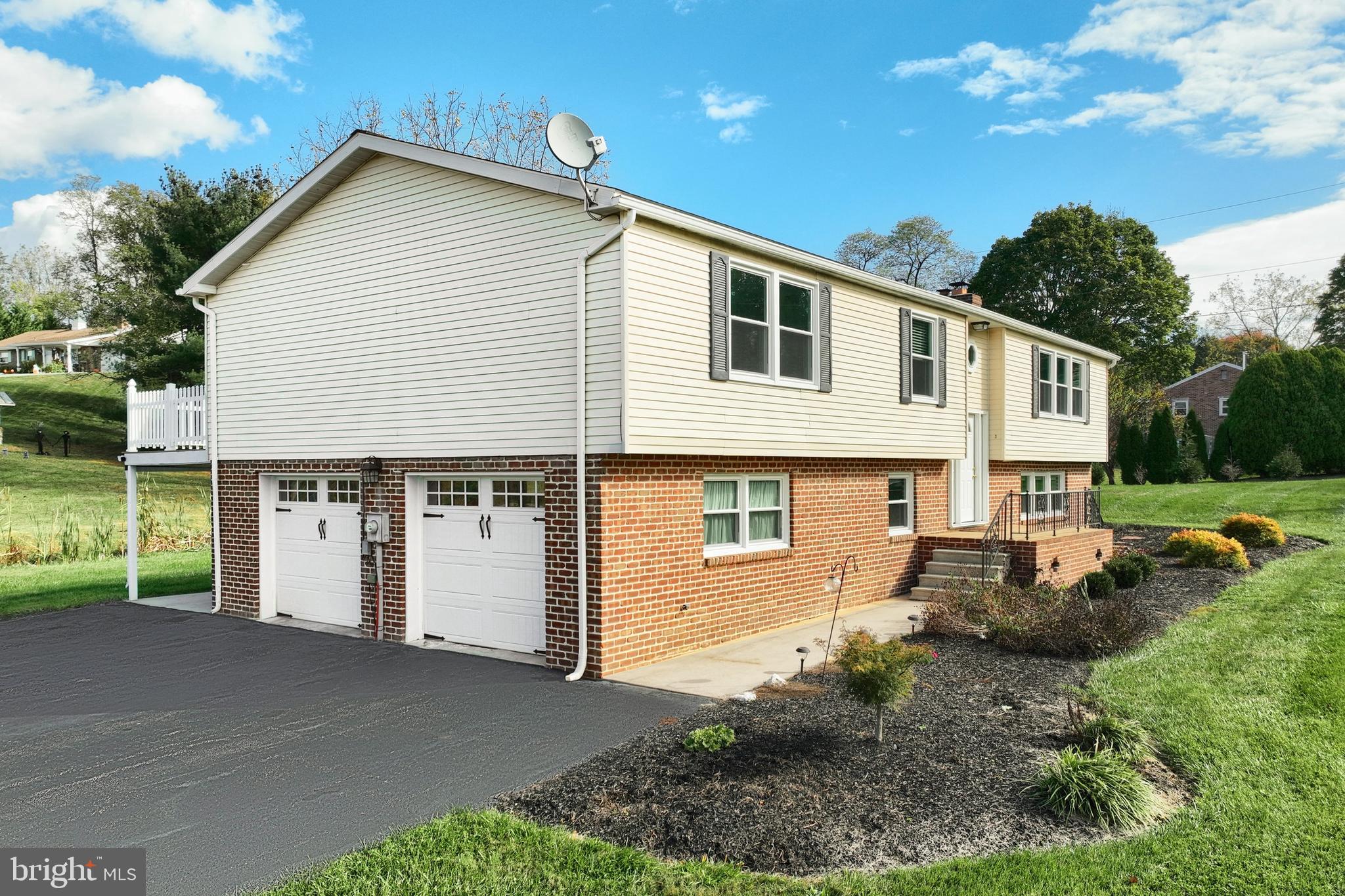 2525 Springwood Road York, PA 17402 - Photo 3 of 54 Gallery Image 3
