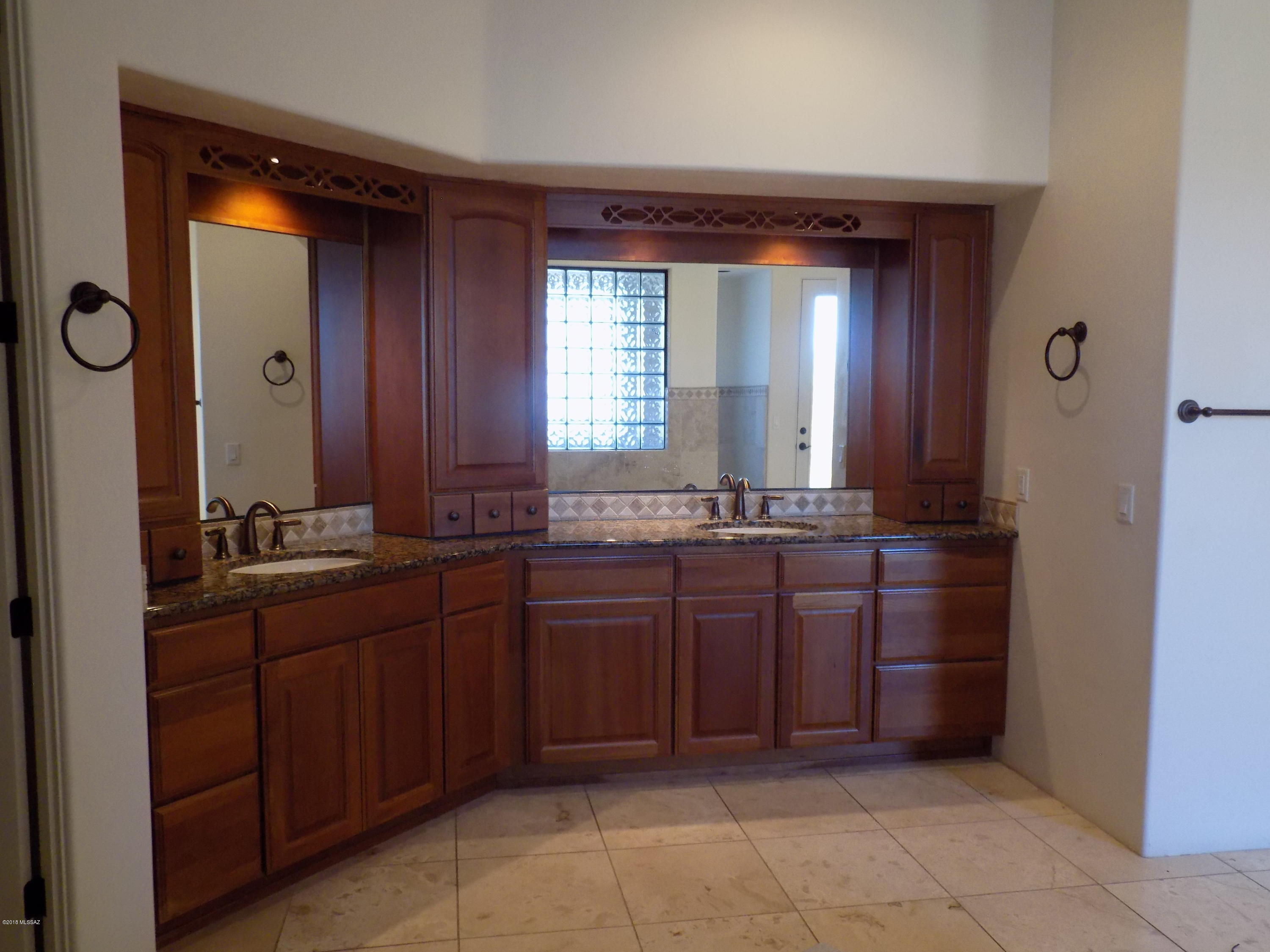 1077 West Panorama Road Tucson, AZ 85704 - Photo 35 of 50 Gallery Image 35