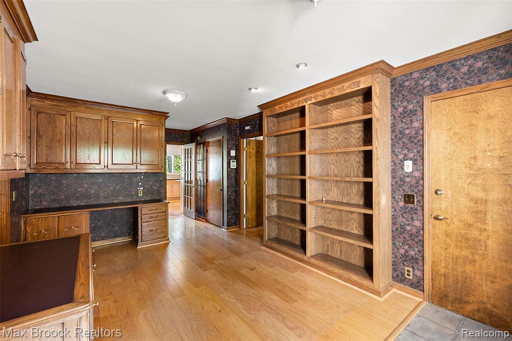 674 Rudgate Road Bloomfield Hills, MI 48304 - Photo 5 of 28