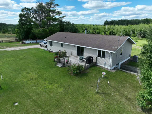 $1,199,900 | 9091 52nd Street Southwest, Verndale, MN 56481