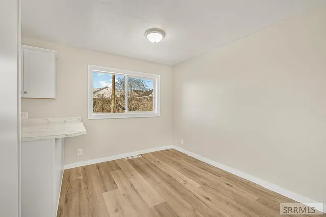 $399,000 | 380 Ronglyn Avenue, Idaho Falls, ID 83401