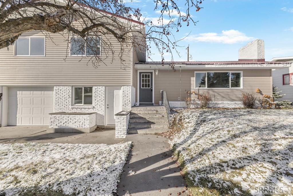 380 Ronglyn Avenue Idaho Falls, ID 83401 - Photo 2 of 50