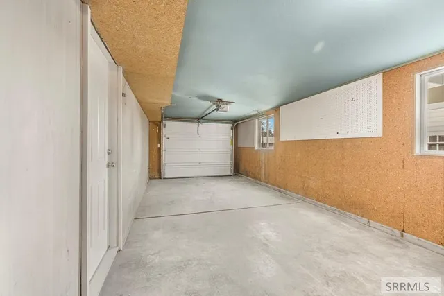 $399,000 | 380 Ronglyn Avenue, Idaho Falls, ID 83401