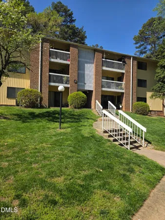 $189,500 | 1114 Schaub Drive, Unit I, Raleigh, NC 27606