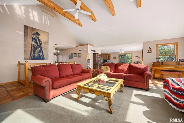 $1,325,000 | 16202 West Cottonwood Road, Elmwood, IL 61529