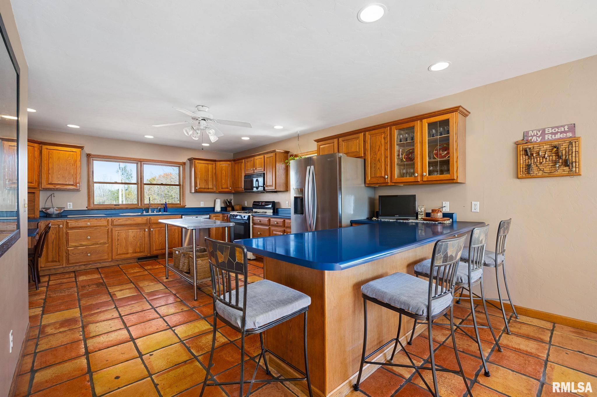 16202 West Cottonwood Road Elmwood, IL 61529 - Photo 22 of 60