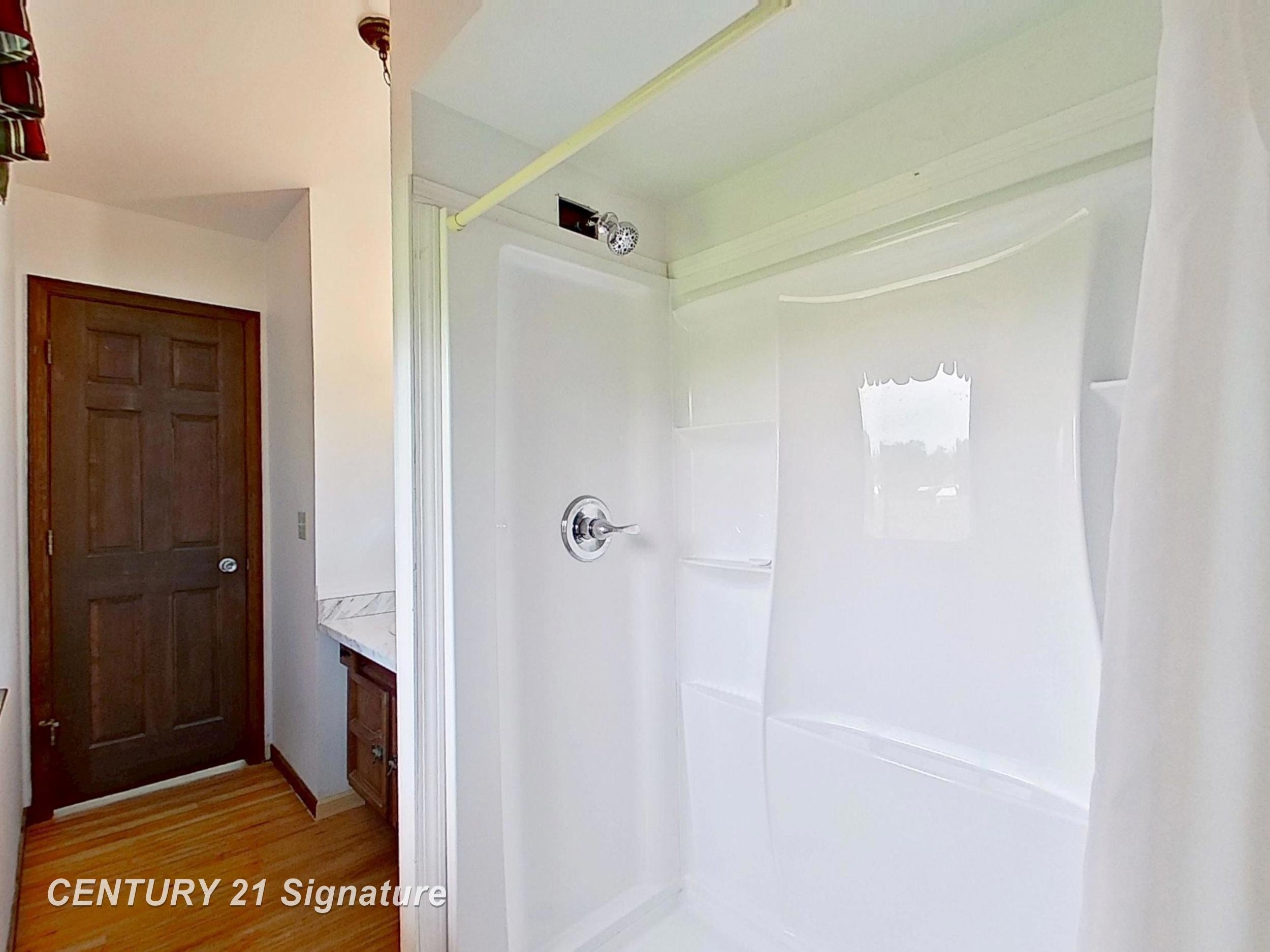 2995 Lyons Road Owosso, MI 48867 - Photo 36 of 71 Gallery Image 36
