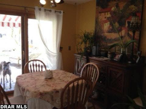 32005 Dixie Manor Road Rockwood, MI 48173 - Photo 5 of 14 20090285-4.JPG