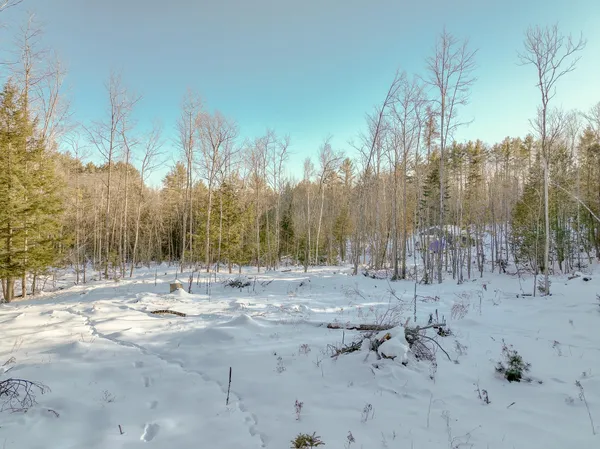 $28,900 | 303 Common Road, Dixfield, ME 04224