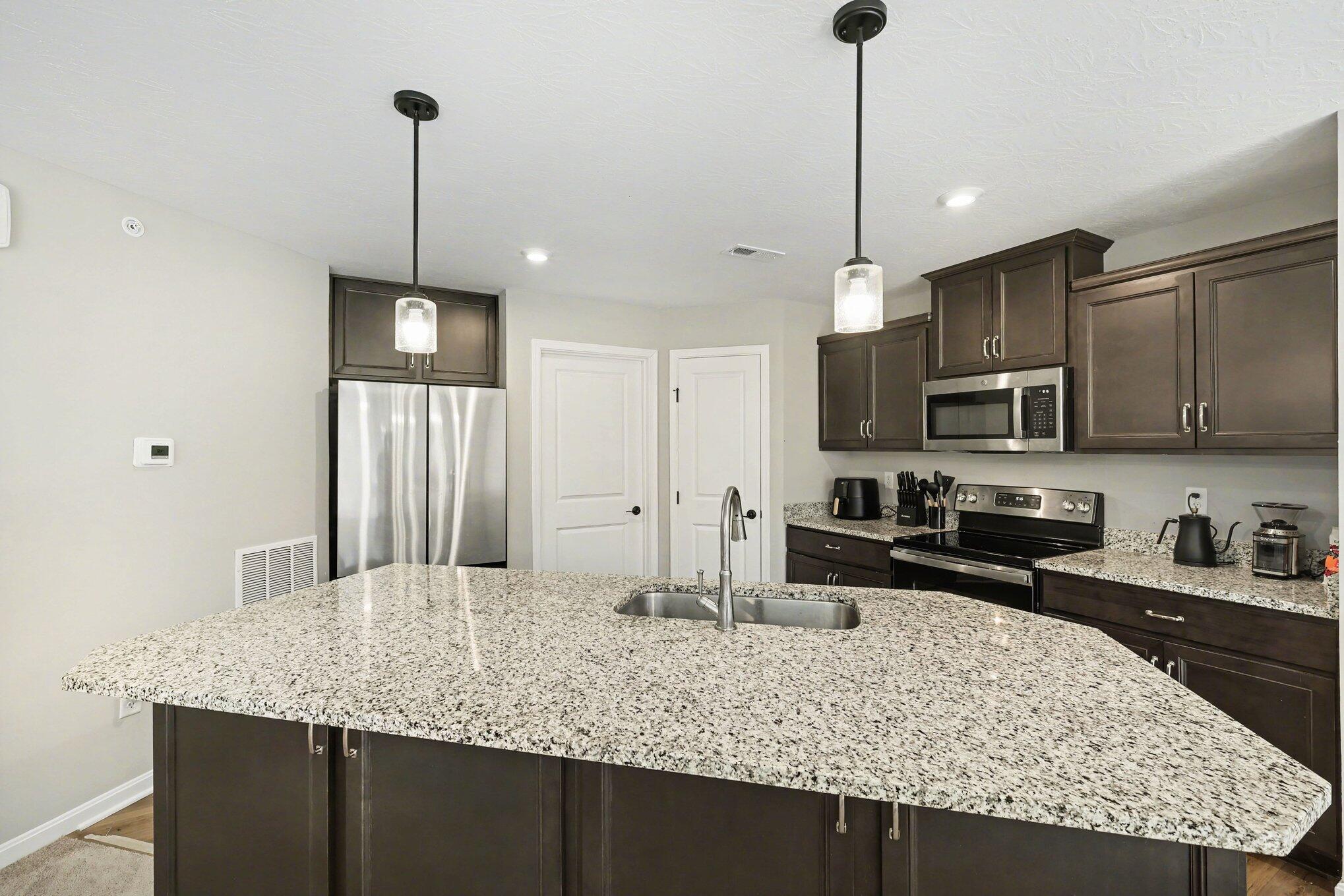 2491 Bella Ridge, Unit 403104 Covington, KY 41011 - Photo 6 of 33