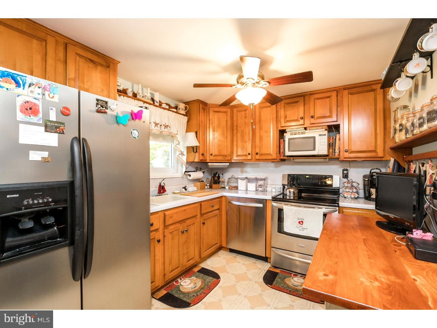 699 D Llewelyn Road Aston, PA 19014 - Photo 3 of 20 Kitchen