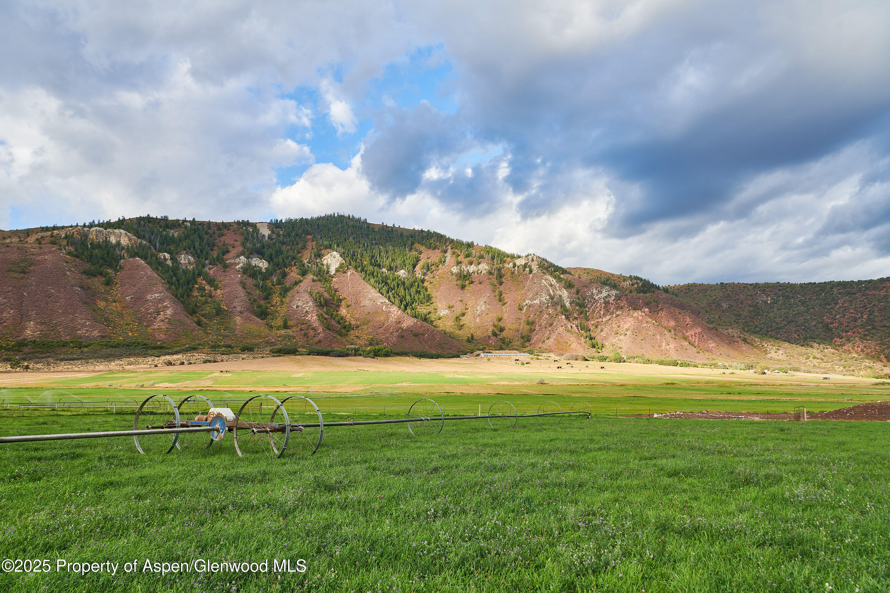 2700 Emma Road Basalt, CO 81621 - Photo 22 of 36 a view of yard with ocean