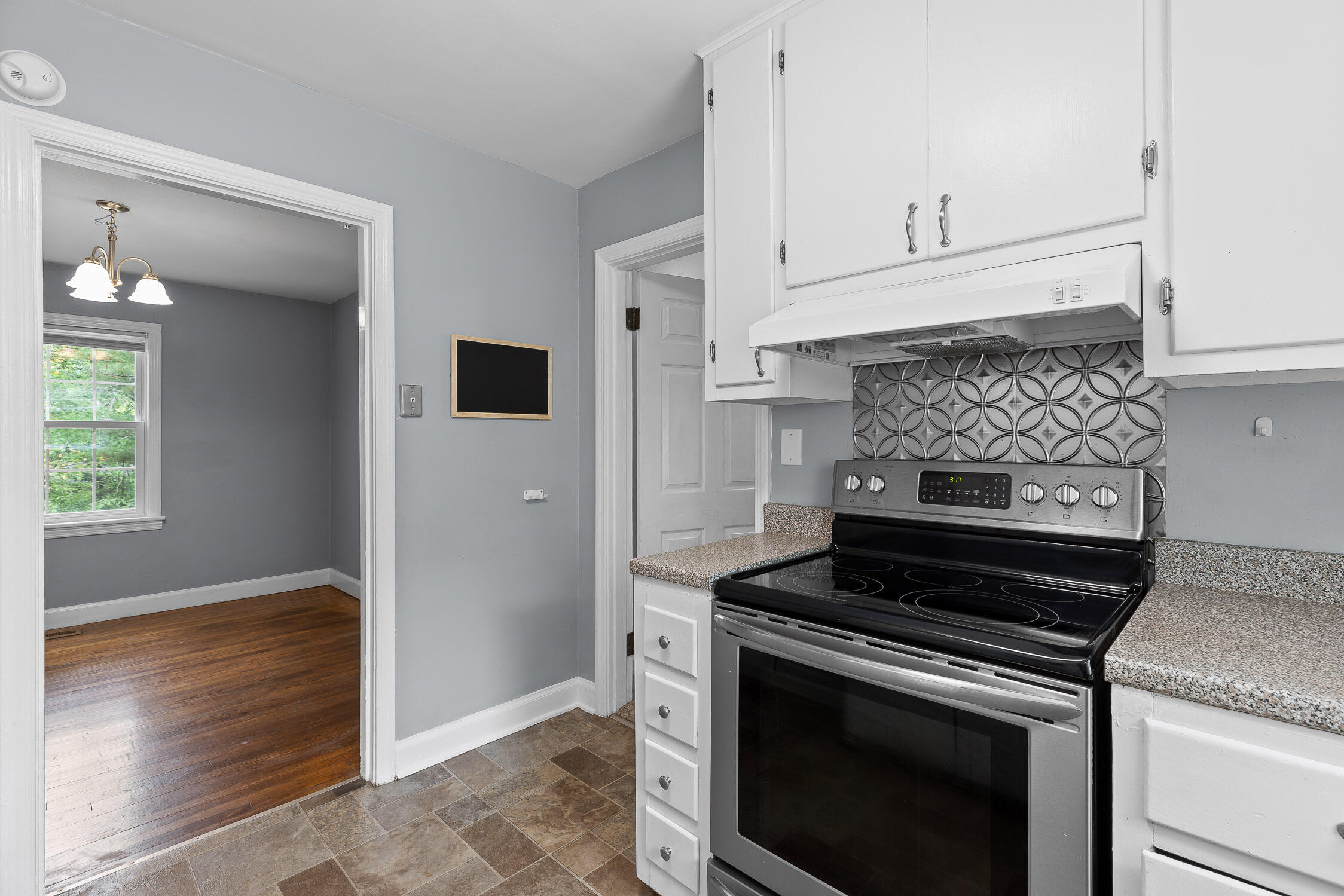 949 Signal Road Signal Mountain, TN 37377 - Photo 16 of 48 Signal-18