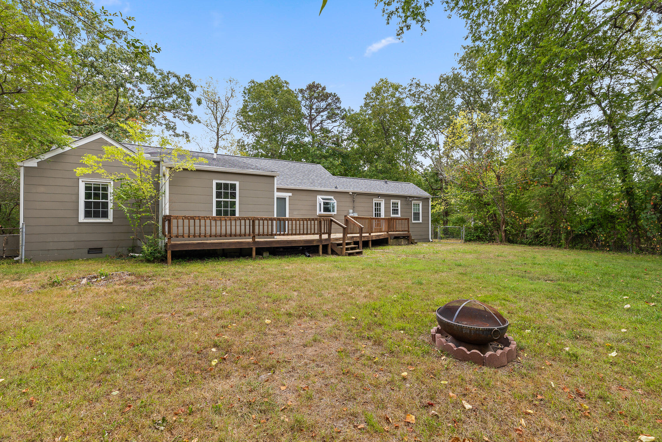 949 Signal Road Signal Mountain, TN 37377 - Photo 32 of 48 Signal-4