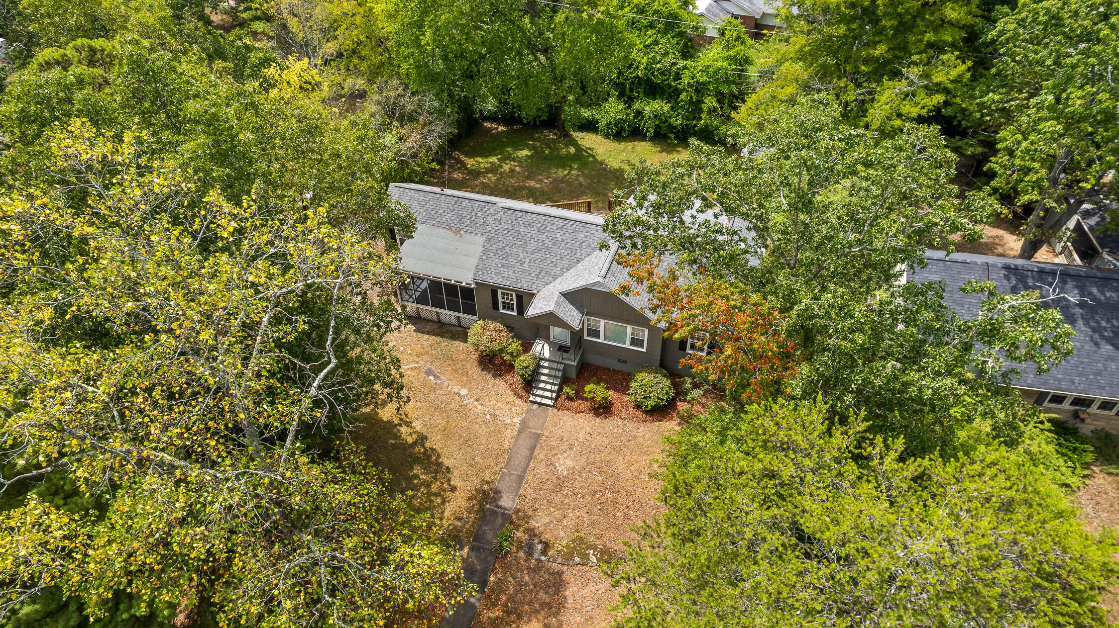 949 Signal Road Signal Mountain, TN 37377 - Photo 35 of 48 Signal-34