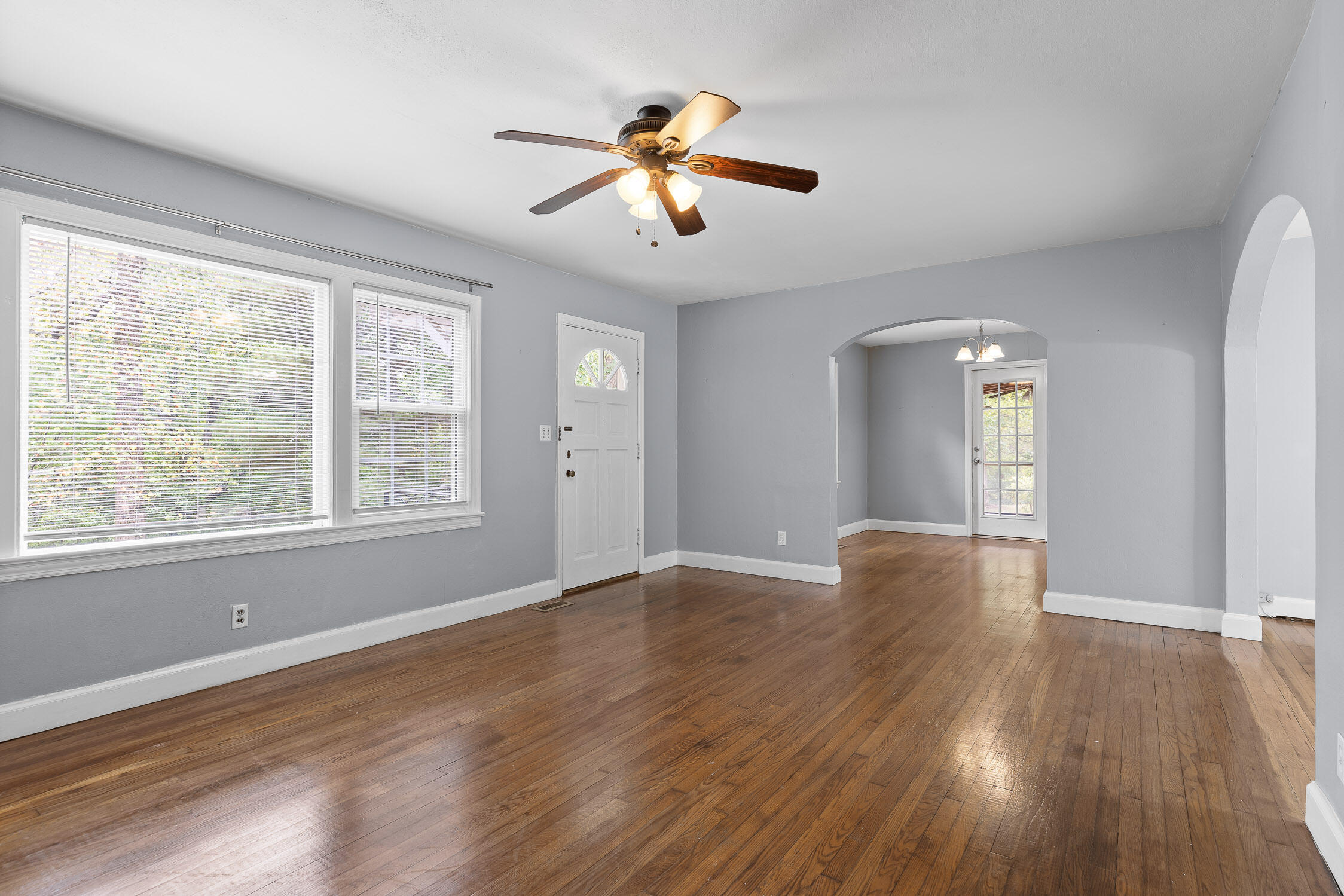 949 Signal Road Signal Mountain, TN 37377 - Photo 9 of 48 Signal-25