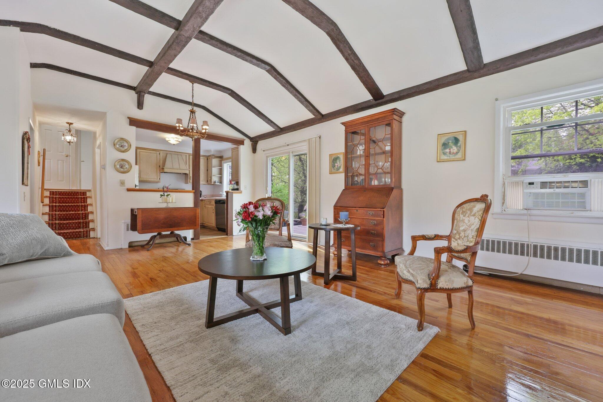 18 Mary Lane Riverside, CT 06878 - Photo 3 of 16 Living Room