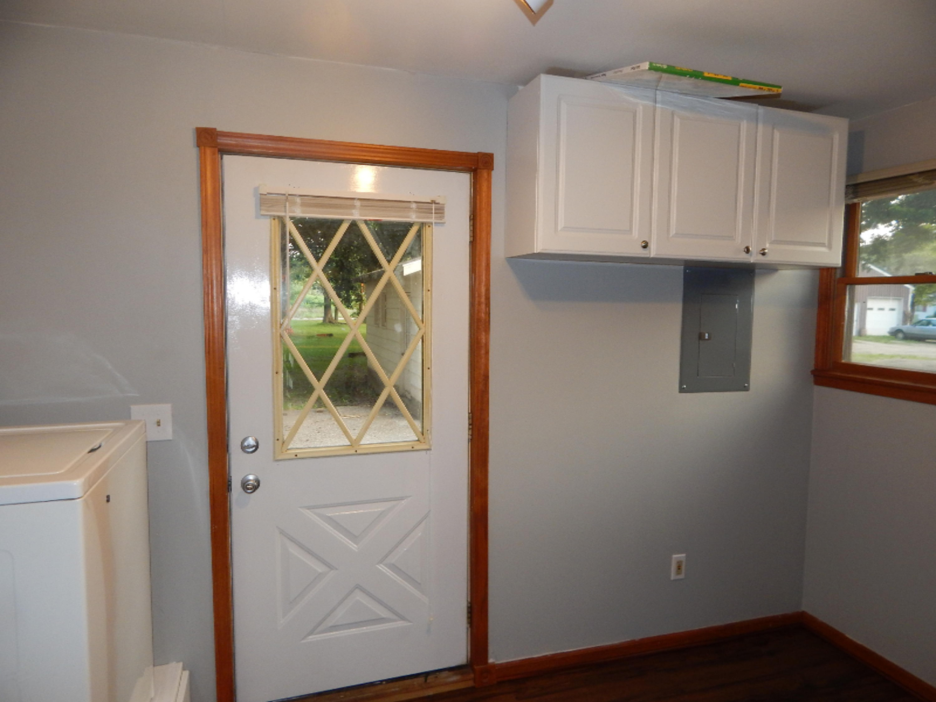 960 Bowes Road Lowell, MI 49331 - Photo 13 of 16 laundry/mudroom