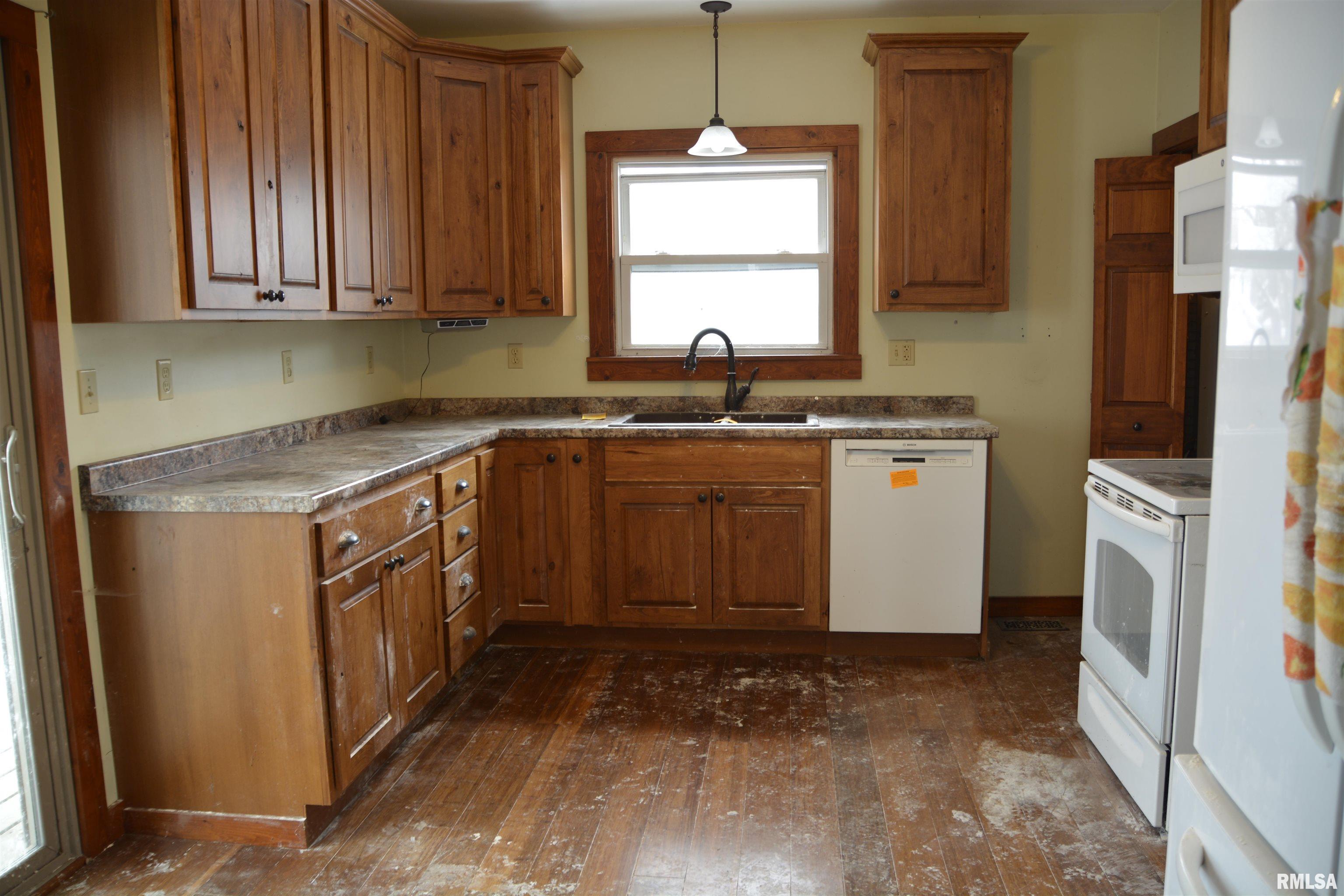 509 East Calhoun Street Macomb, IL 61455 - Photo 8 of 20